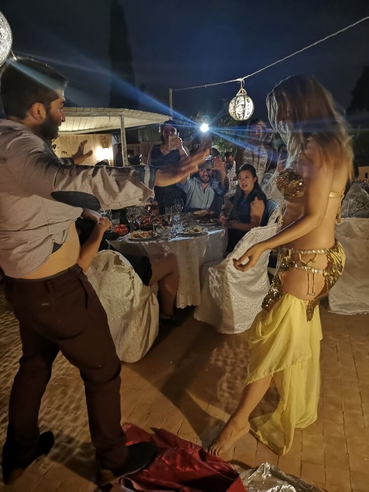 Cours de danse orientale EVJF à Marrakech